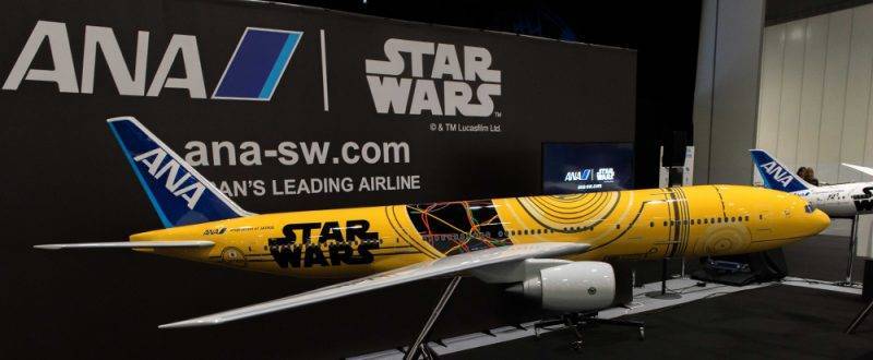 Vuelos a Japón - Maqueta Avión Star Wars