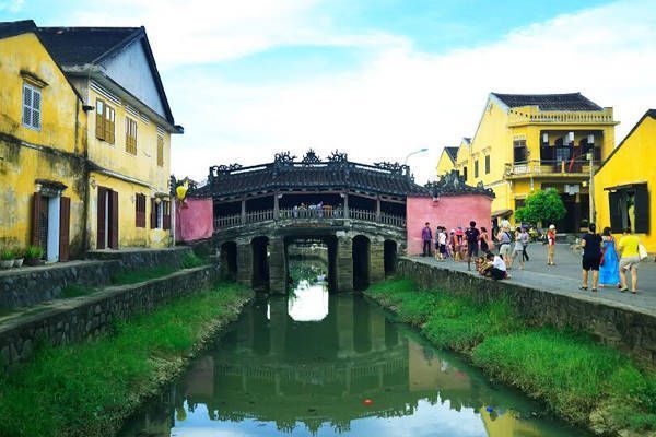 Puente de Hoi An en Vietnam puente hoi an vietnam