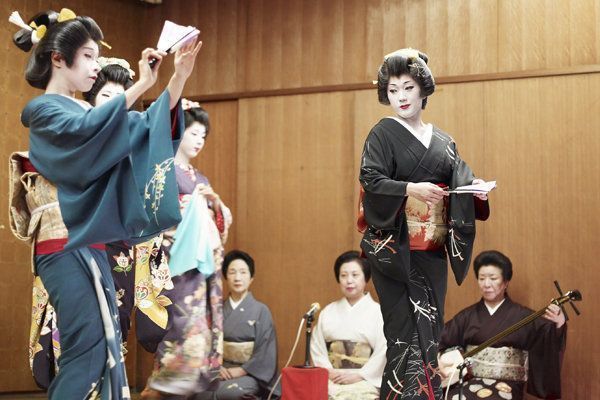 Habilidades de las Geishas espectaculo geishas