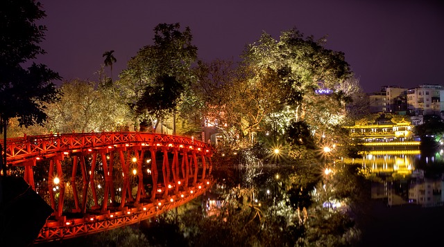 Viaje Vietnam thue-huc-bridge-2123648_640
